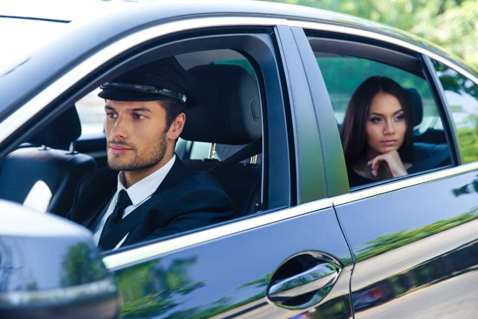 Chauffeur_Car_Hire_Dubai-min-2